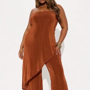 Fashion Nova Strapless Black Jumpsuit (picture one is how it looks)